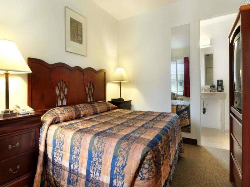 Knights Inn & Suites Seatac Airport Tukwila Εξωτερικό φωτογραφία